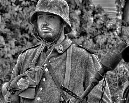 A.Passchendaele themaw. (34)